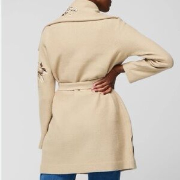 White House Black Market Beige Floral Cardigan - Picture 3 of 9